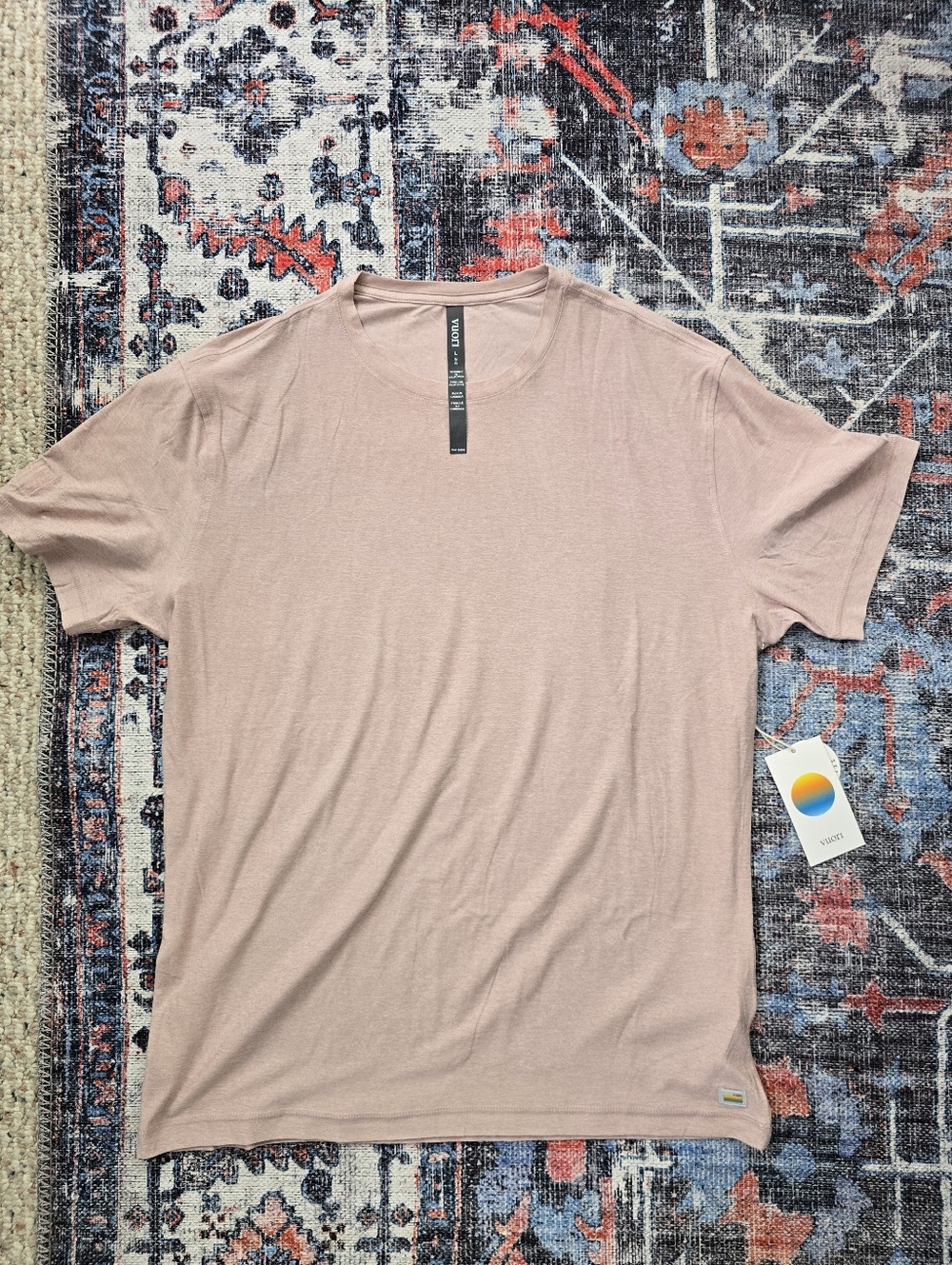 NWT Vuori Men's Soft T-shirt
